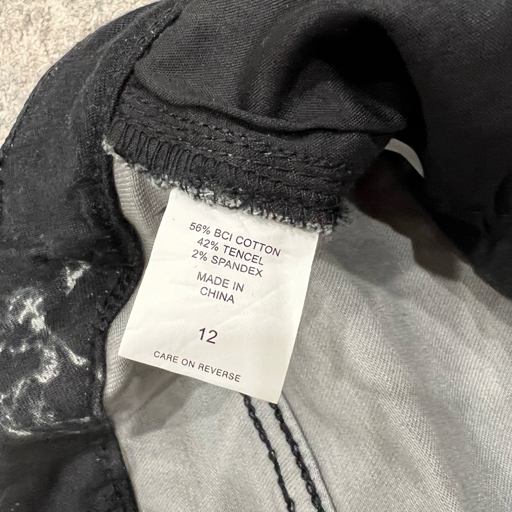 Pants - Picture 9 of 9